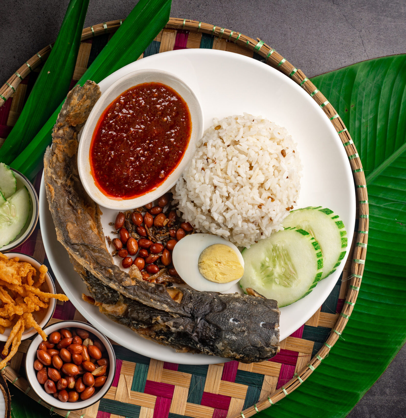 Nasi Lemak Ikan Lele Crispy